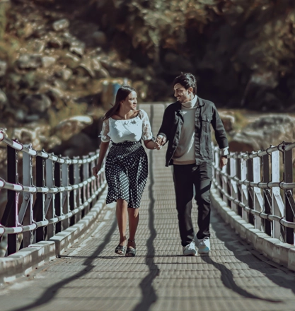 Couple Prewedding Shoot over the Bridge