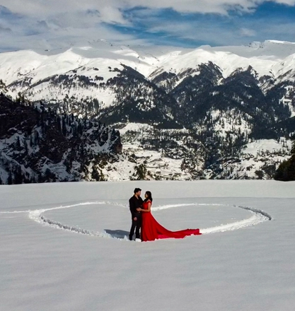 Solang Valley Couple Prewedding Shoot