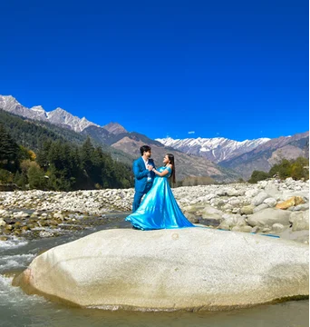 Couple Prewedding Shoot Near River